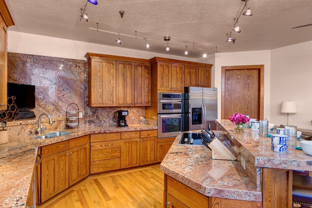 Residence image 6