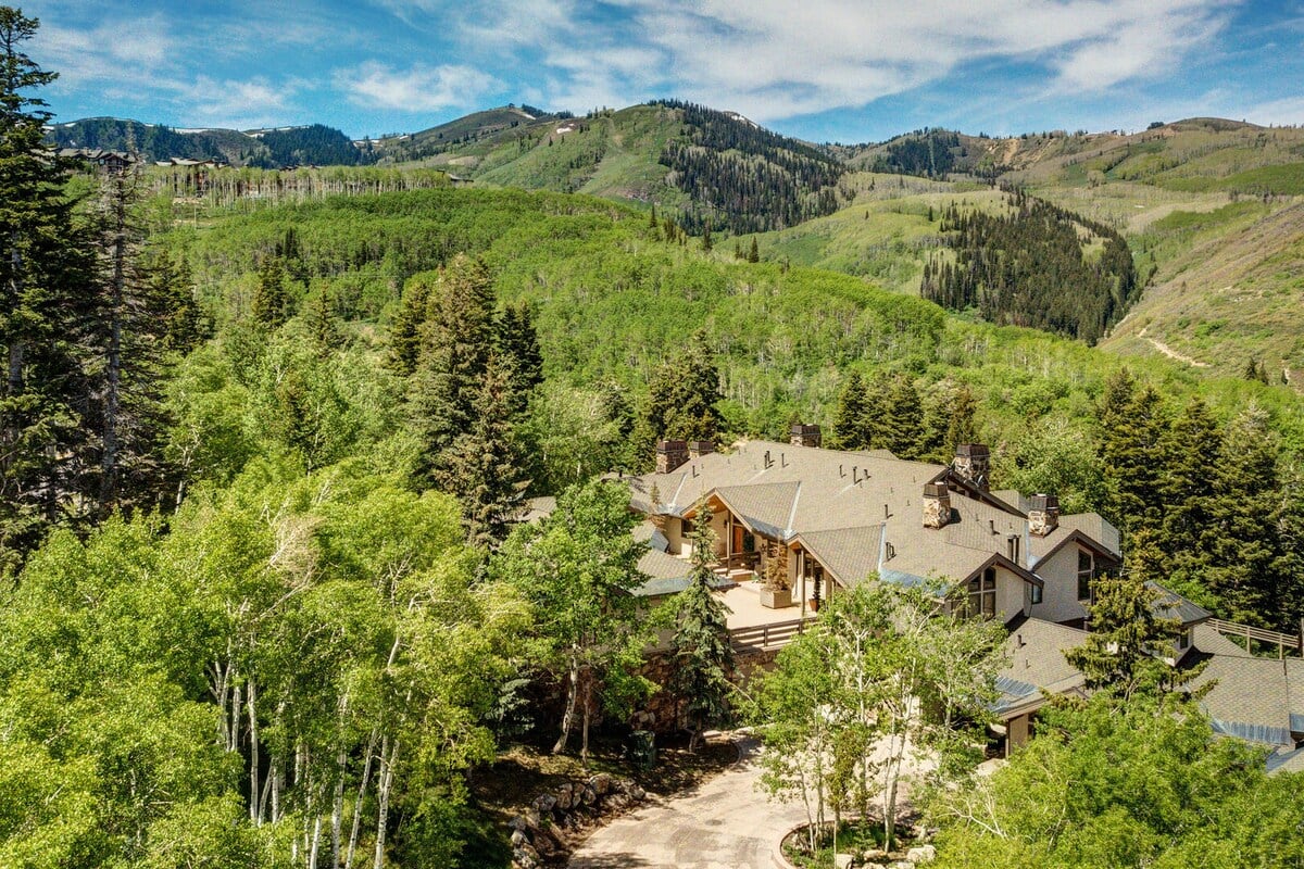 Abode at Ontario Lodge | Pristine Mountain Setting with Lodge Amenities image 51