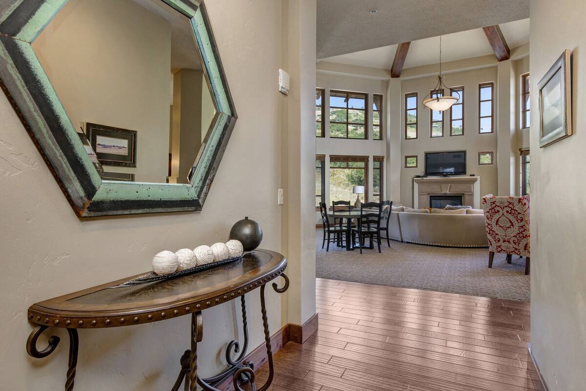 Residence image 3