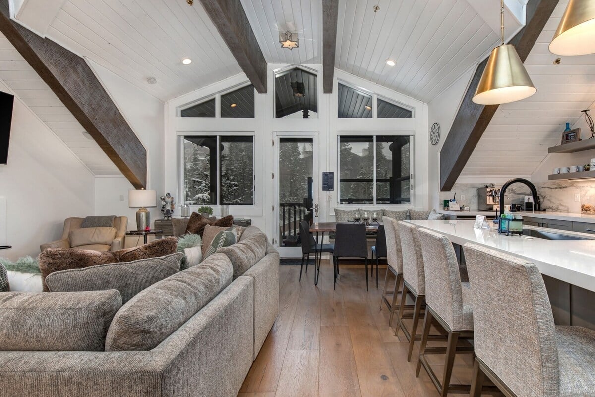 Residence image 3