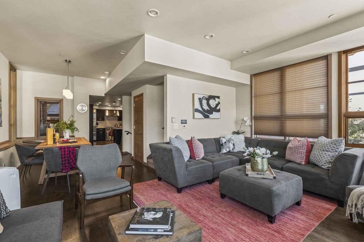 Residence image 1