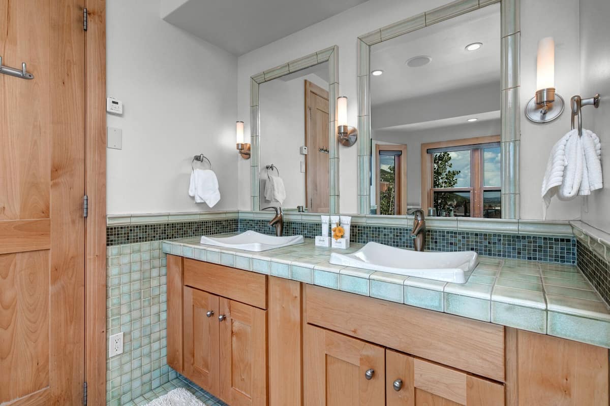 Residence image 2
