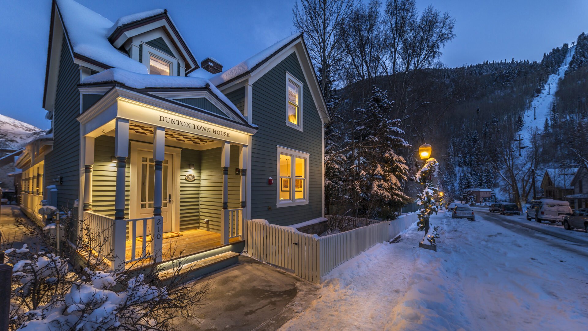 Dunton Town House hero image