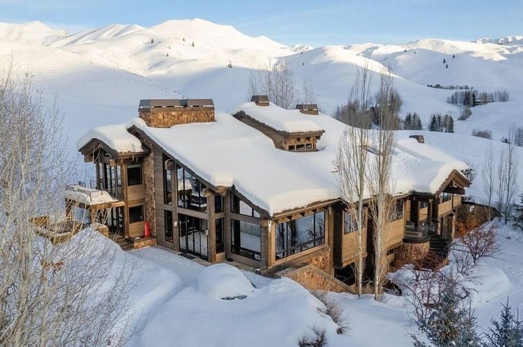 Ski Chalets image 2